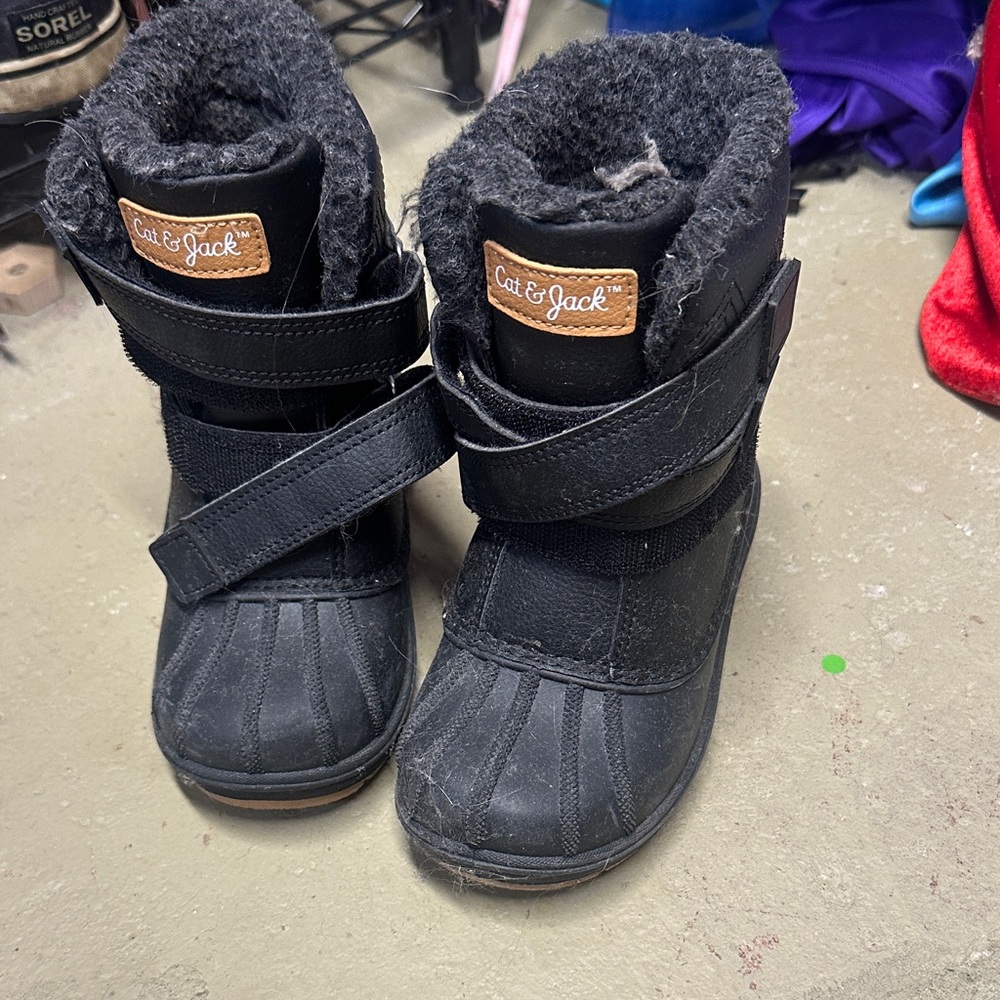 Cat & Jack Black Faux Fur Lined Boots